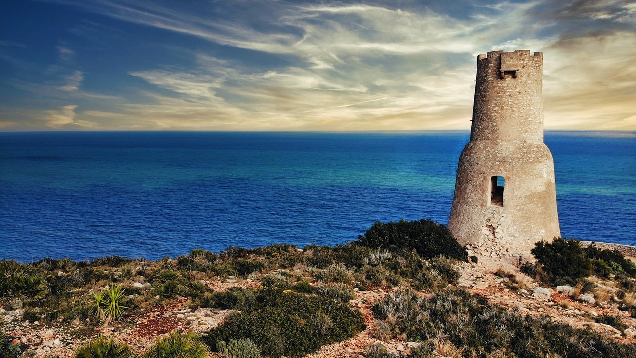 Torre junto al mar en Dénia
